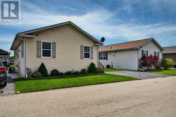 Property Photo: 4578 Susanna Lane ON L3J 0W1