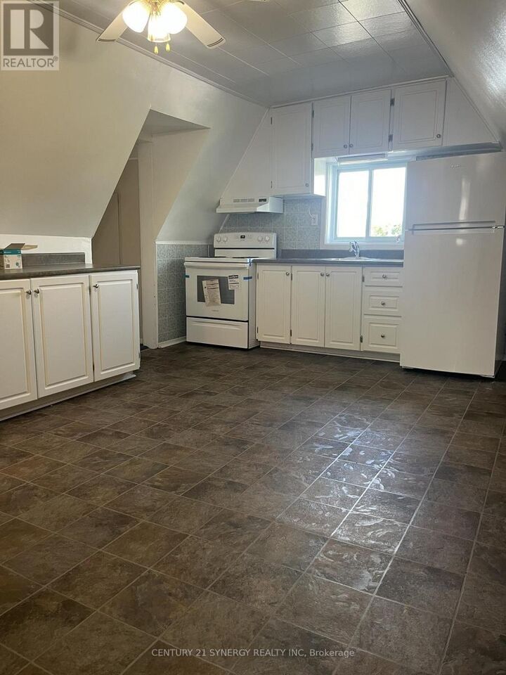 Property Photo: 931 Laurier Street ON K4K 1G4