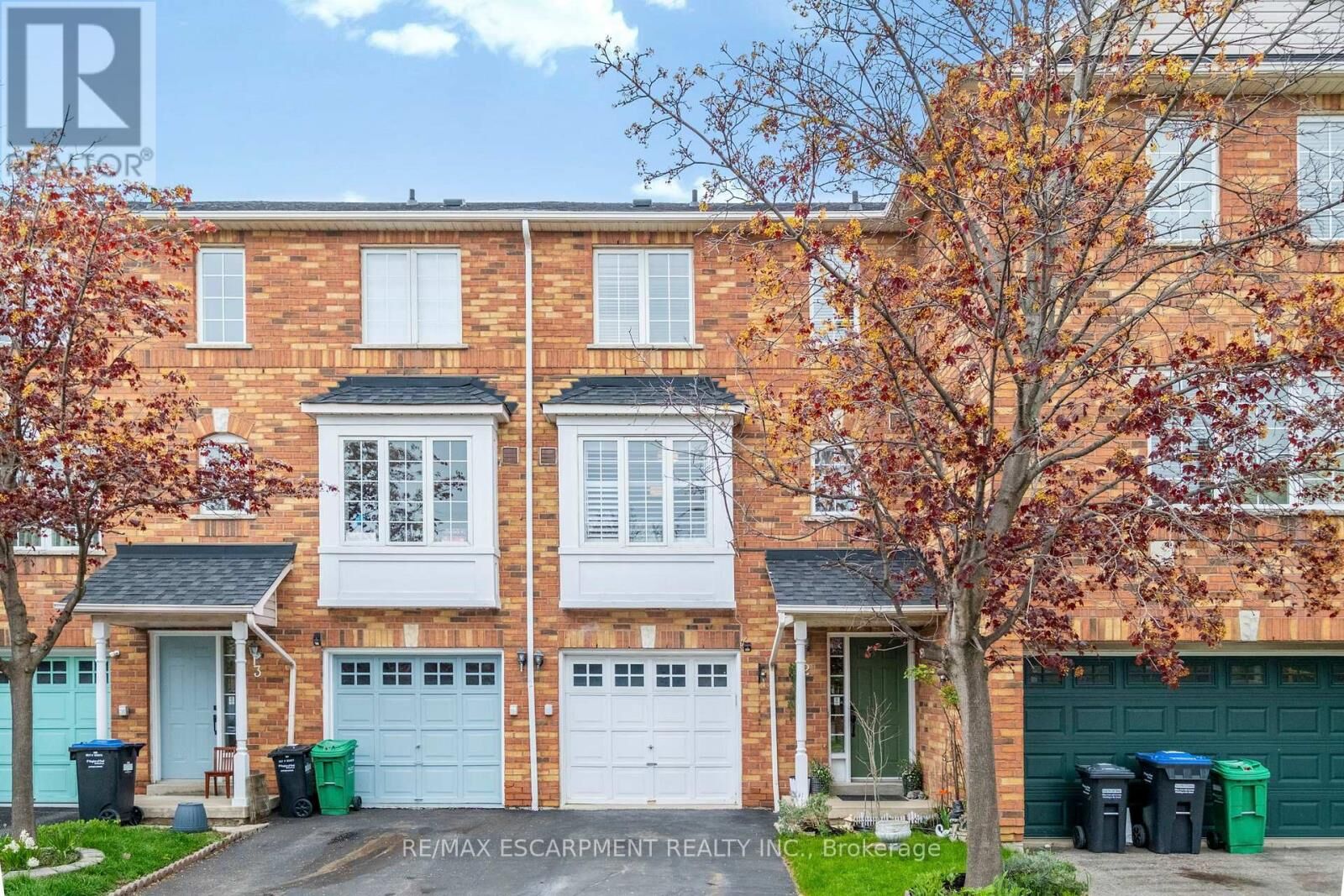 Property Photo:  80 Acorn Place 2  ON L4Z 4C9 