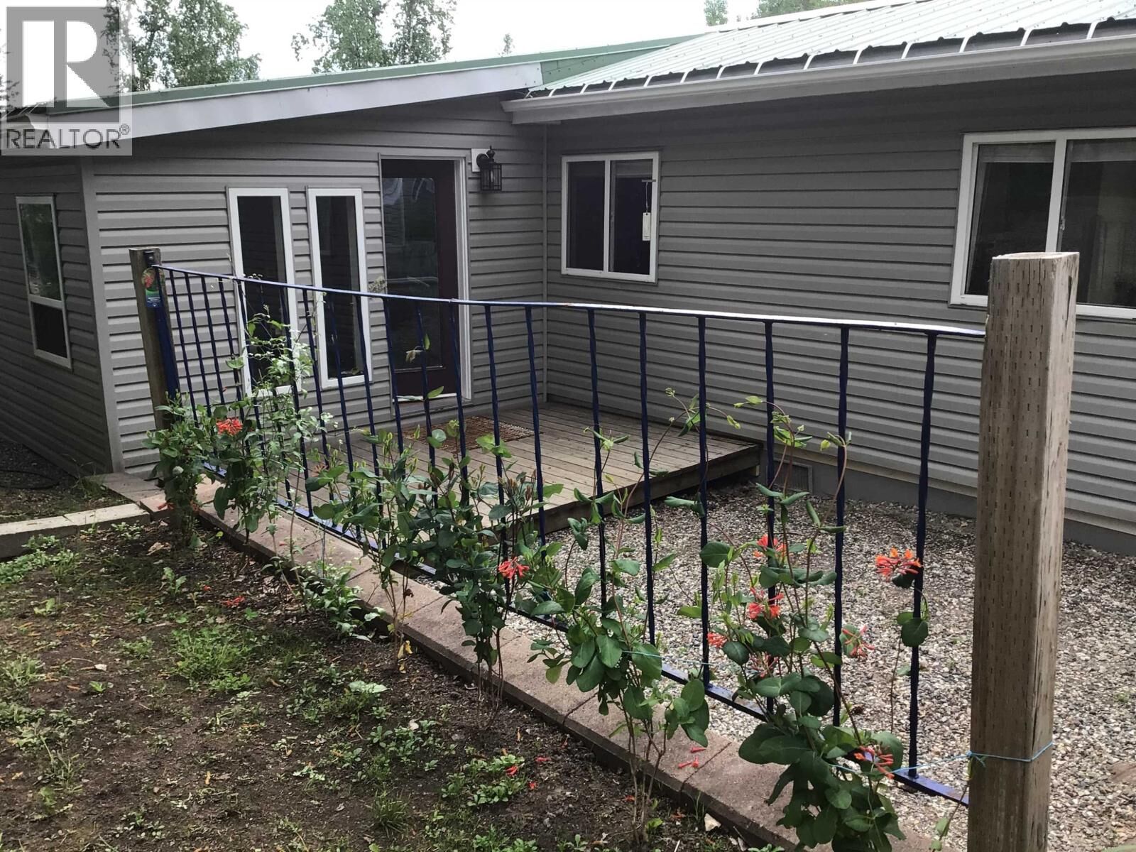 Property Photo: 3260 Boesem Road BC V2J 6C8