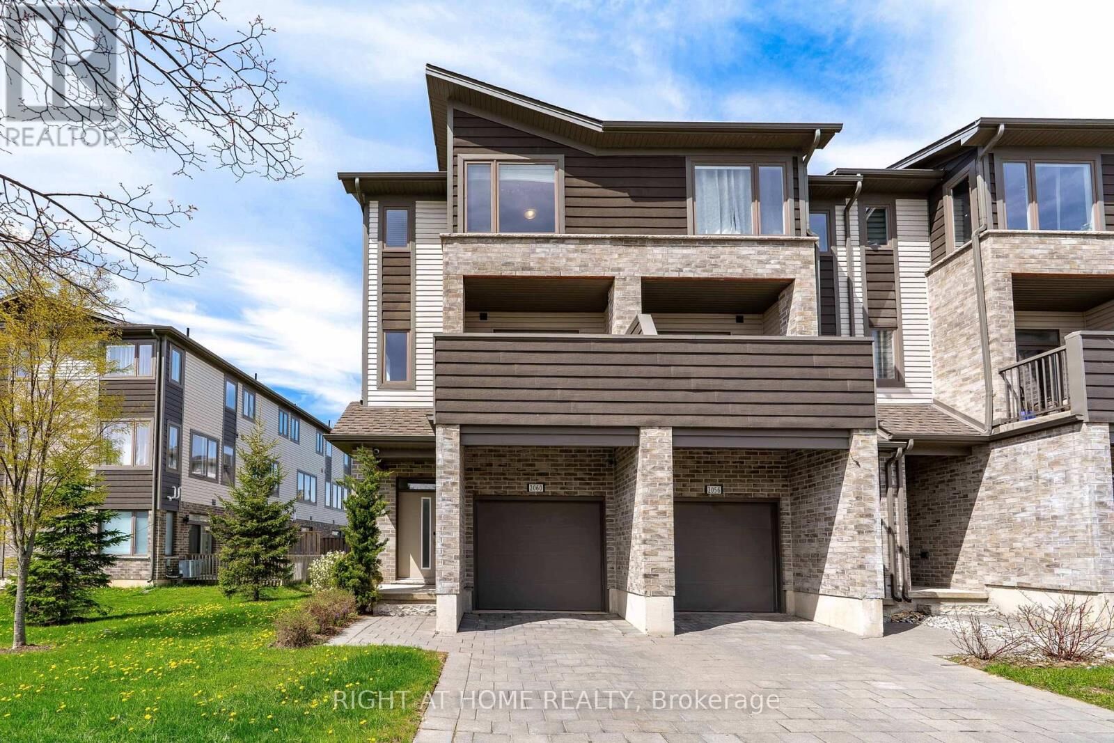 Property Photo: 2060 Meadowgate Boulevard 10 ON N6M 0H5