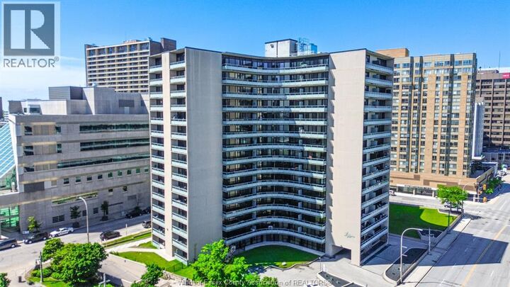 Property Photo:  111 Riverside Drive East 1116  ON N9A 2S6 