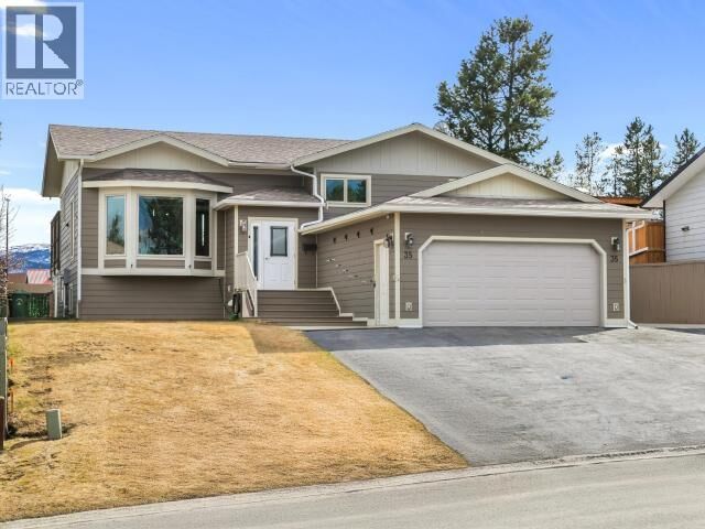35 Tabor Cres — photo 1