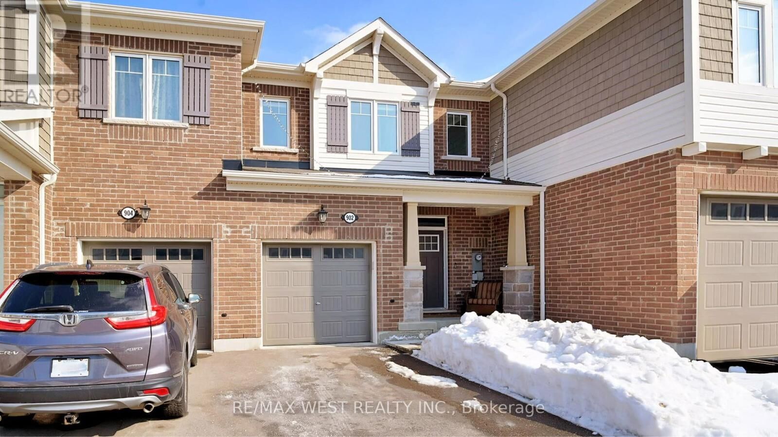 Property Photo: 902 Sumac Crescent ON L9E 1R7