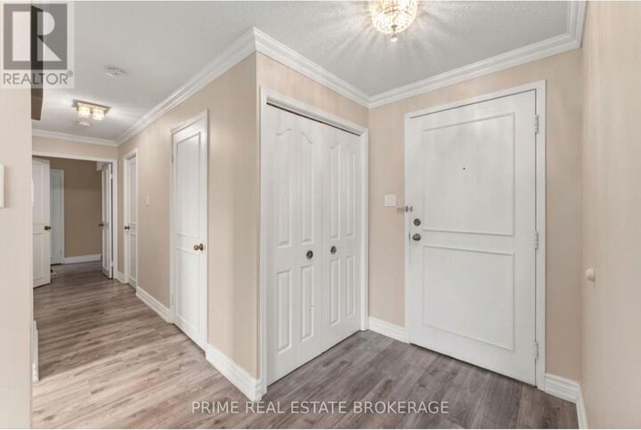 Property Photo: 693 Windermere Road 204 ON N5X 2P1
