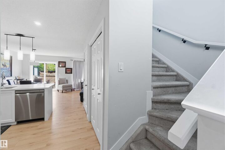 Property Photo: 5129 Lark Crescent NW AB T5S 0N9