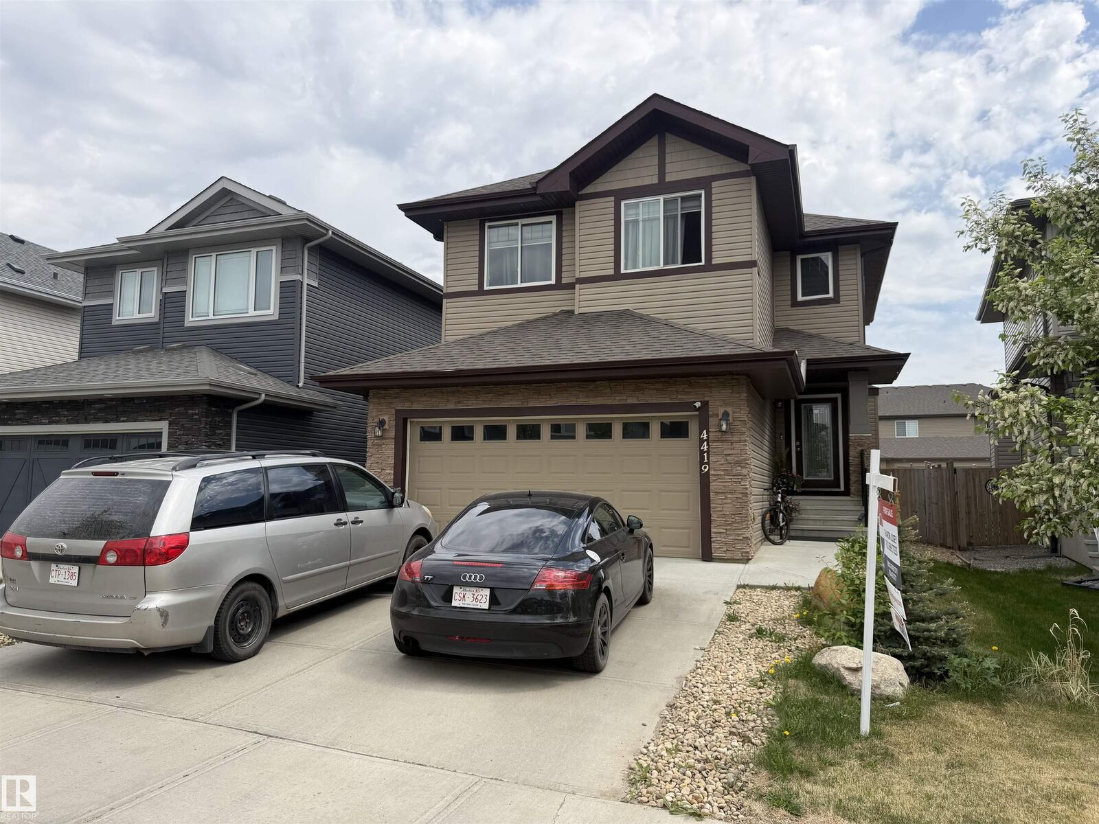 Property Photo:  4419 38A Street  AB T4X 2B8 