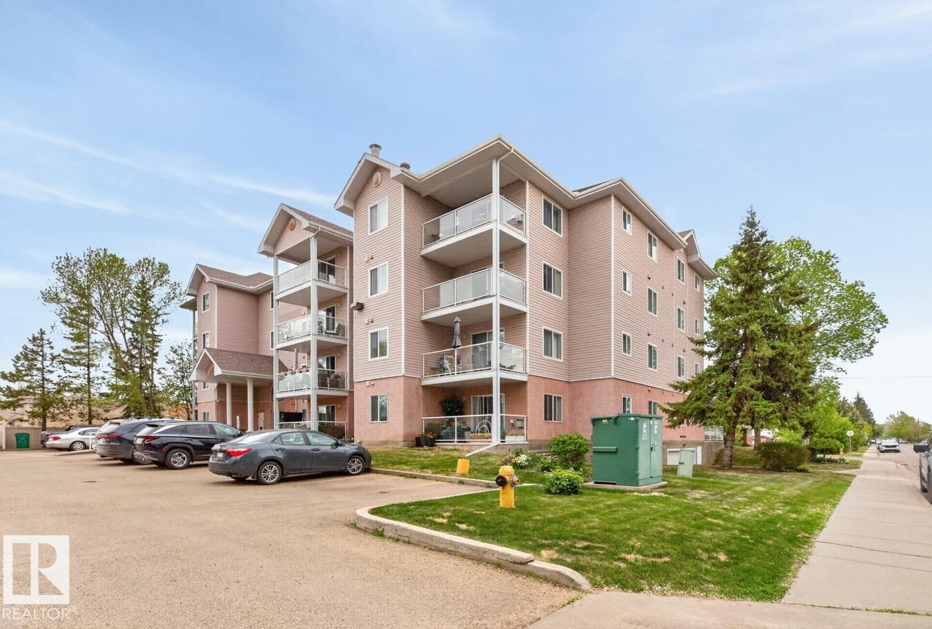 Property Photo: 5102 49 Avenue 203 AB T9E 8H1