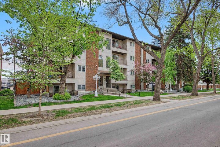 Property Photo: 10520 80 Avenue NW 009 AB T6E 1V3