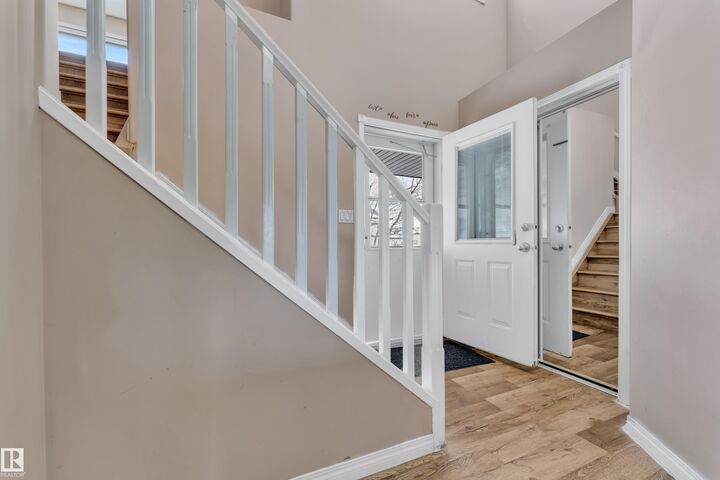 Property Photo: 3774 20 Street NW AB T6T 1S4