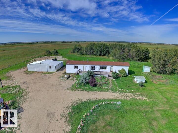Property Photo:  534034 Rr182  AB T0B 0W0 