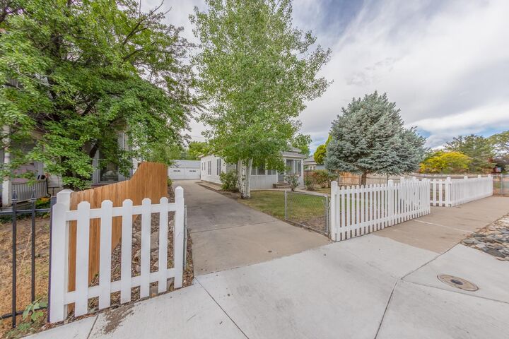 Property Photo:  229 W 5th Street  CO 81526 