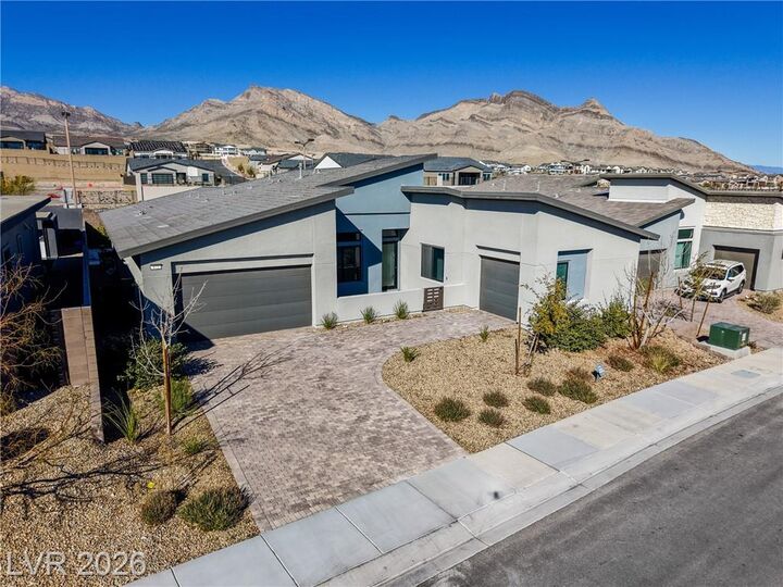 Property Photo:  477 Highview Ridge Avenue  NV 89138 