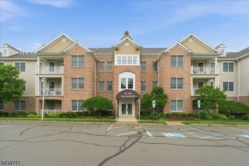 Property Photo:  104 Ridgeview Ln  NJ 07856 