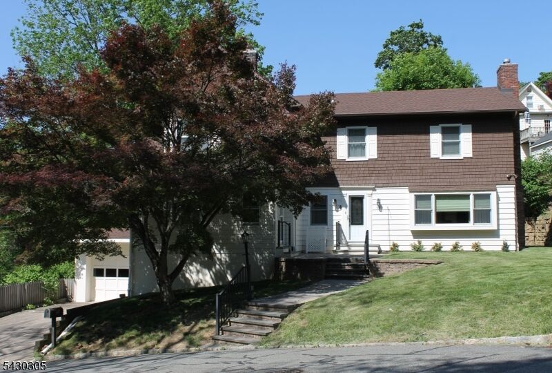 Property Photo:  59 Molly Stark Dr  NJ 07960 