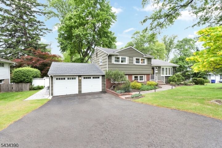 Property Photo:  73 Seminole Ave  NJ 07470 