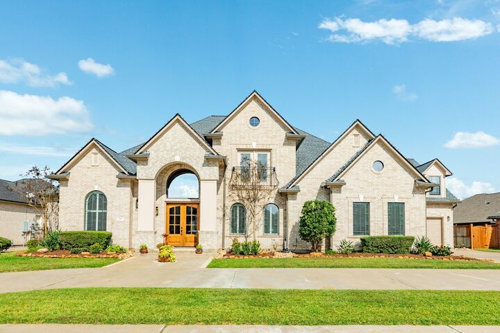 Property Photo: 203 Arrowhead Drive TX 77566