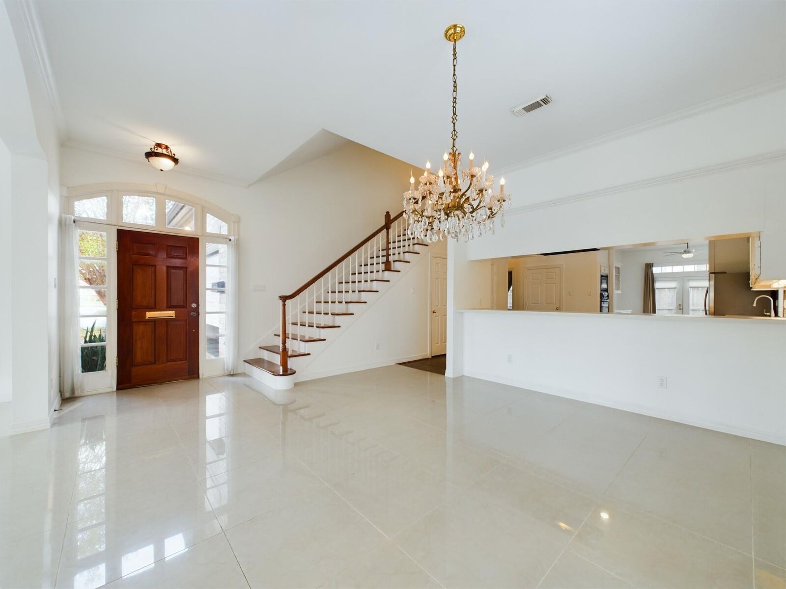 Property Photo: 5627 Winsome Lane A TX 77057