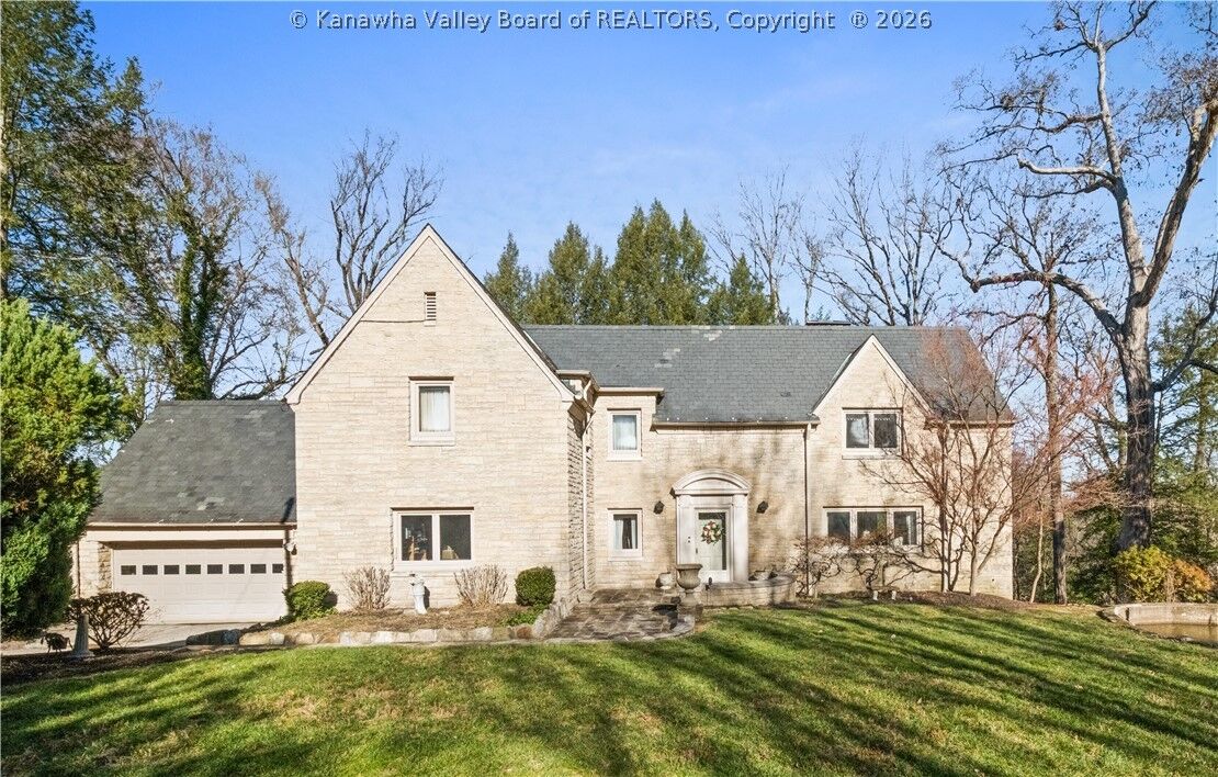 Property Photo:  1 Barnes Place  WV 25314 