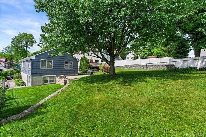 Property Photo:  11 Dearborn Street  NY 10801 