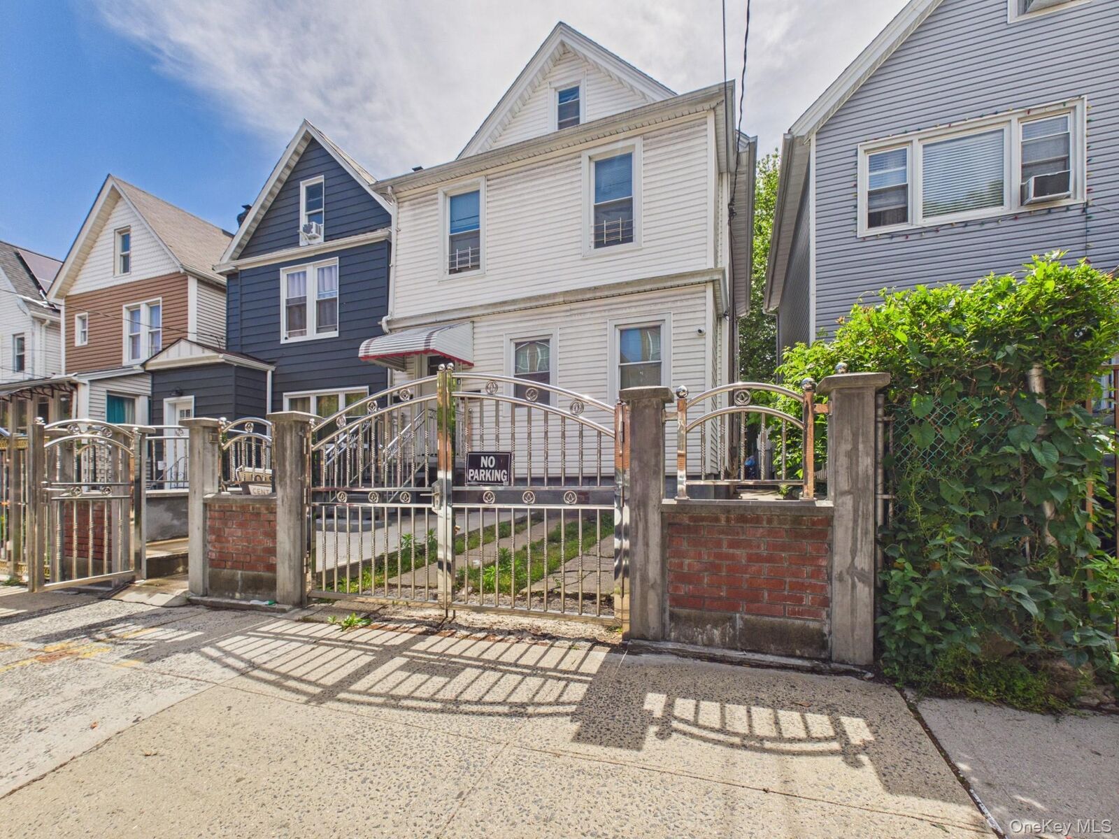 Property Photo: 4432 Carpenter Avenue NY 10470