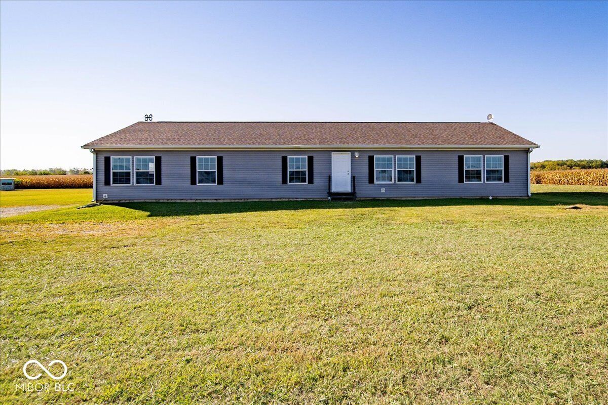 Property Photo: 5009 E 246th Street IN 46030