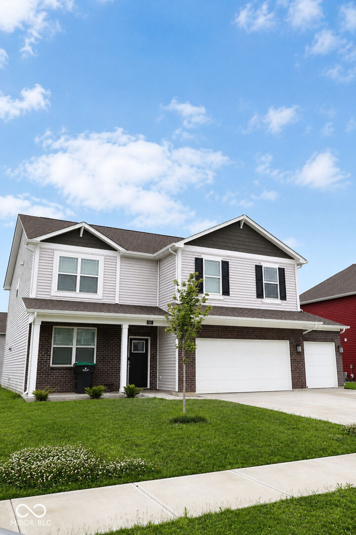 Property Photo:  181 Hobbs Drive  IN 46184 