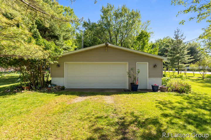 Property Photo:  1027 Blue Star Highway  MI 49090 