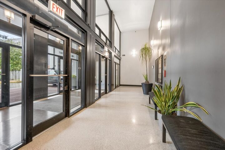 Property Photo:  61 W 15th Street 806  IL 60605 