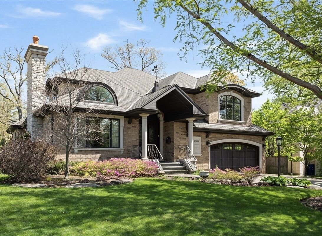 Property Photo: 1109 Hohlfelder Road IL 60022