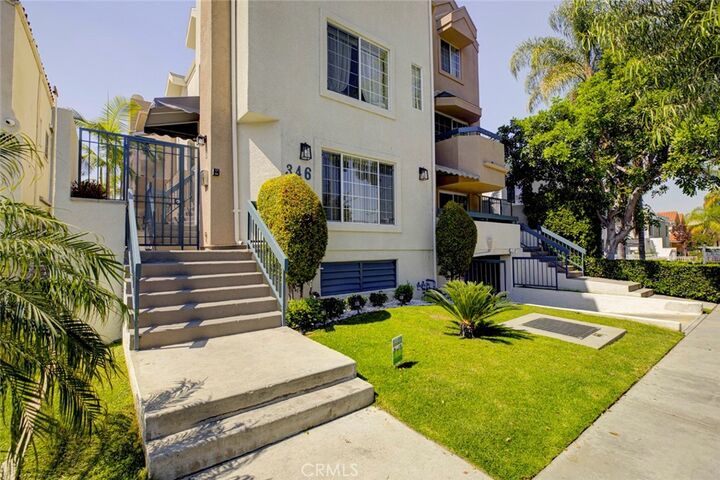 Property Photo: 346 W Wilson 7 CA 91203