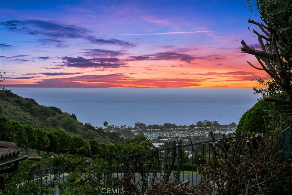 Property Photo:  28111 Pacifica Del Mar  CA 92675 