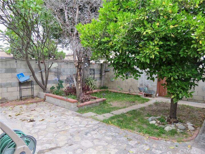 Property Photo: 212 N Azusa CA 91702