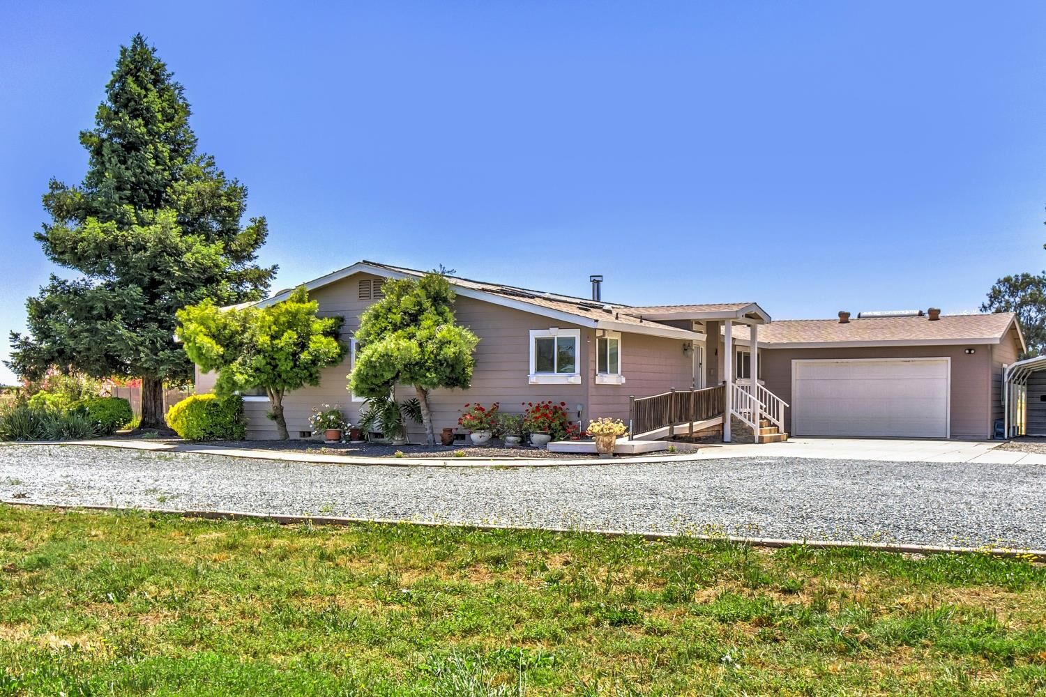 Property Photo:  12390 Hobday Road  CA 95693 