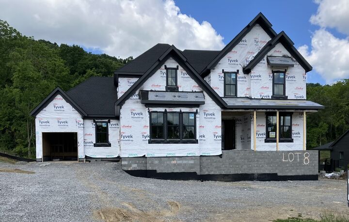 Property Photo:  1839 Dartmouth Dr  TN 37027 