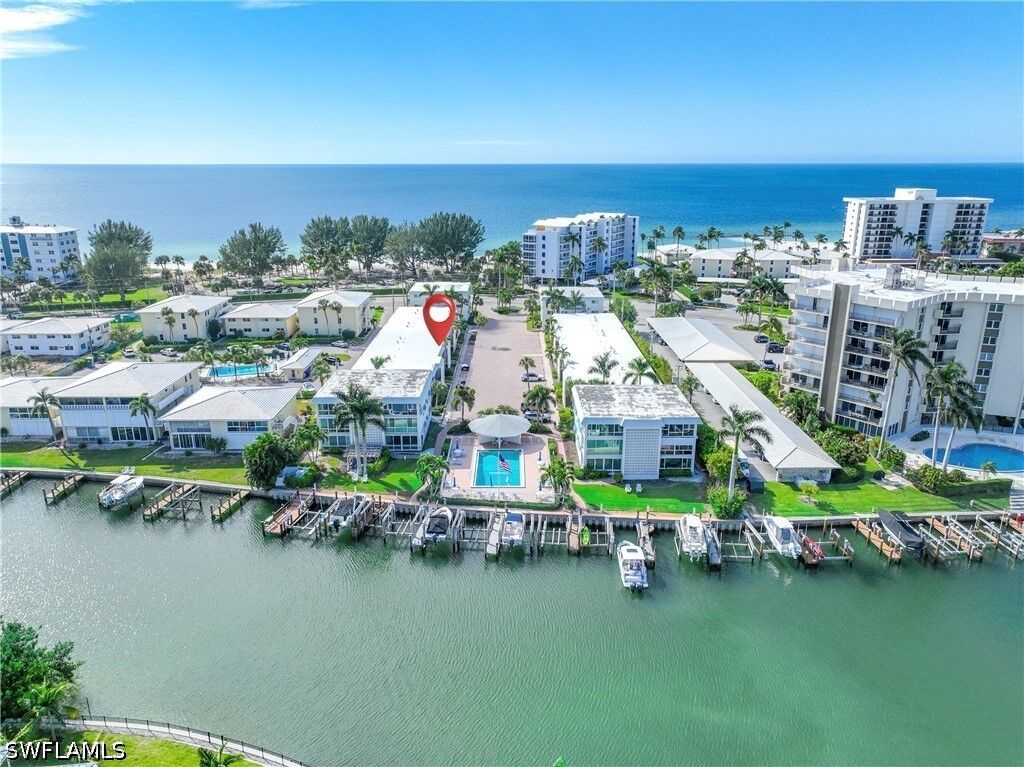 Property Photo:  2100 Gulf Shore Boulevard N 212  FL 34102 