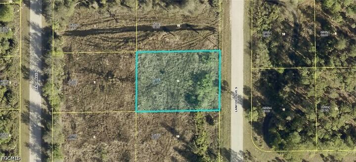 Property Photo:  326 Lanford Avenue  FL 33974 
