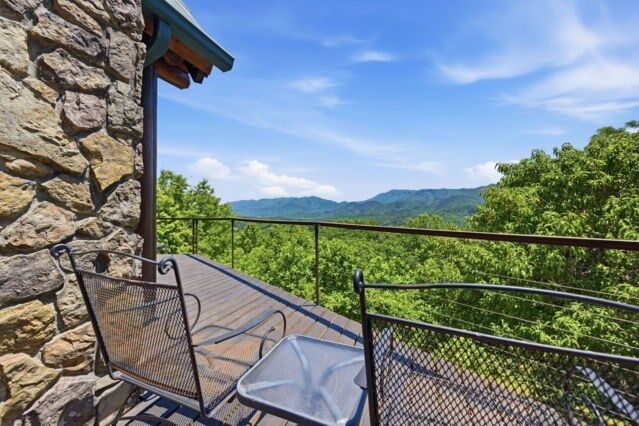 Property Photo: 1440 Valley View Heights Lane NC 28901