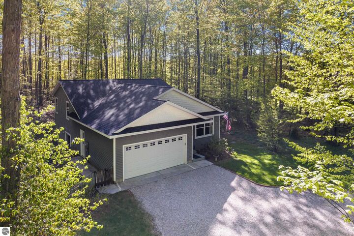 Property Photo: 2177 N Jacobson Road MI 49682