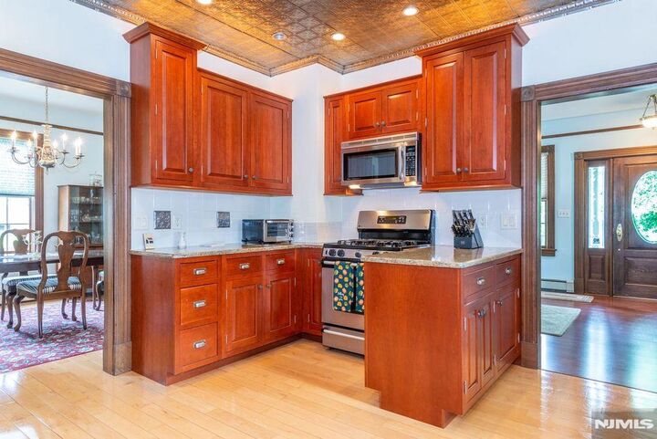 Property Photo: 66 Hillside Avenue NJ 07432