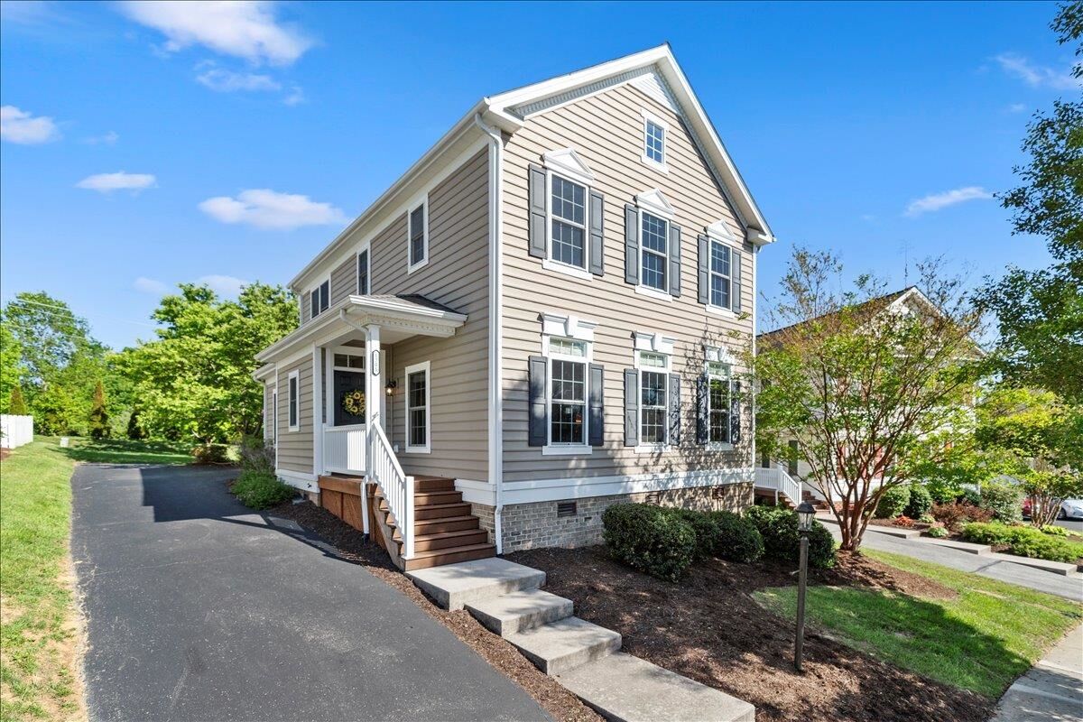 Property Photo:  1201 Brook Circle  VA 24060 