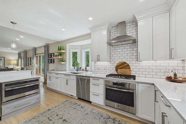 Property Photo: 5149 Stoney Bridge Court MN 55345