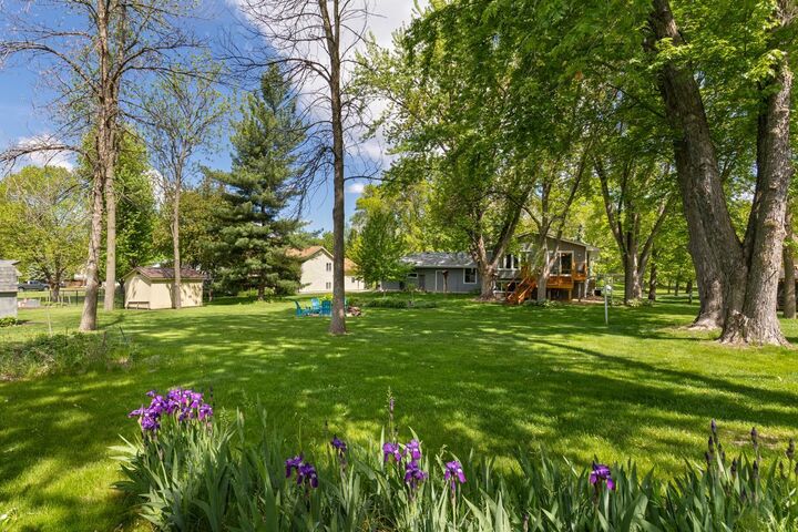 Property Photo:  116 Douglas Drive  MN 55313 