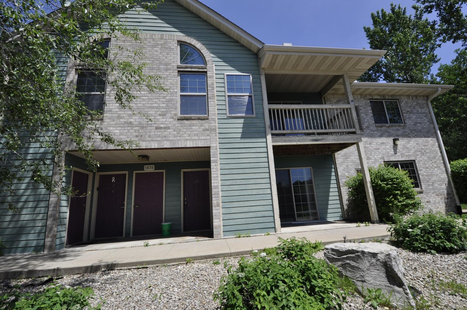 Property Photo:  1826 Deerhaven Lane NE 15  MN 55906 