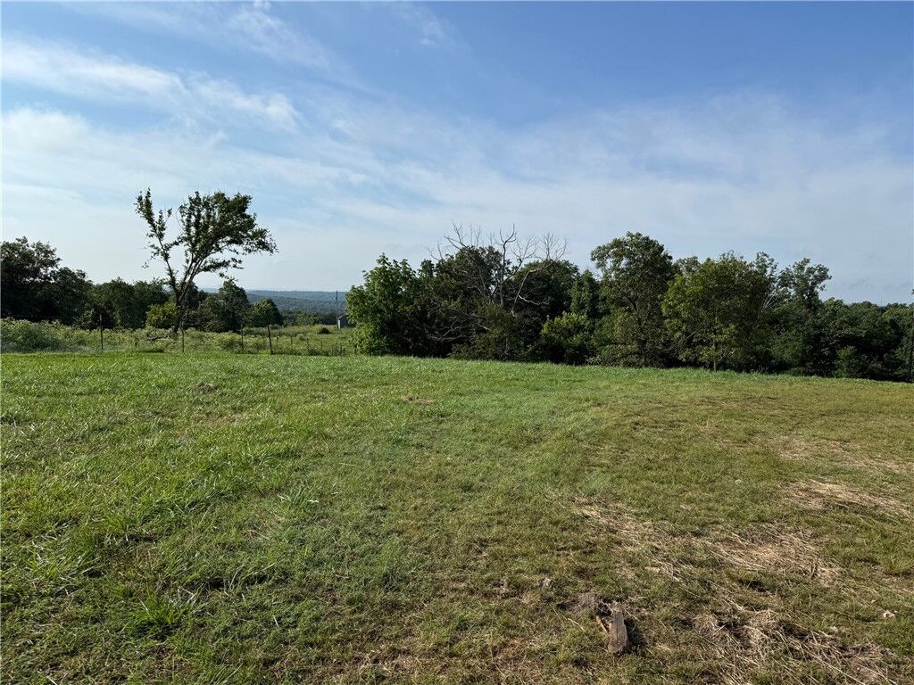 Property Photo:  15117 Phelps Road  AR 72761 