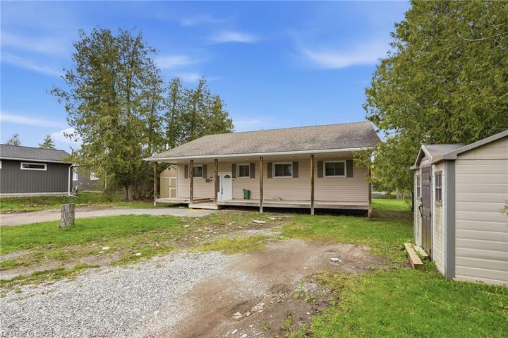 Property Photo: 28 River Drive ON K0M 1N0