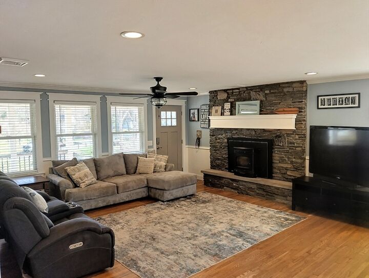 Property Photo:  390 Read St  MA 02771 
