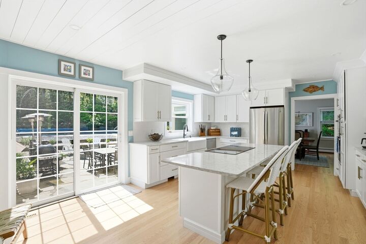 Property Photo:  11 Winding Way  MA 02360 