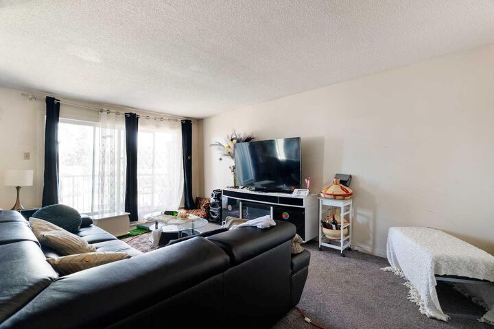 Property Photo:  9 Clearwater Crescent 105  AB T9K 2B7 
