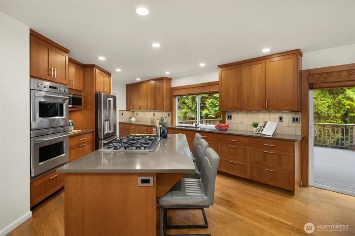 Property Photo: 5889 NW Lac Leman Drive WA 98027